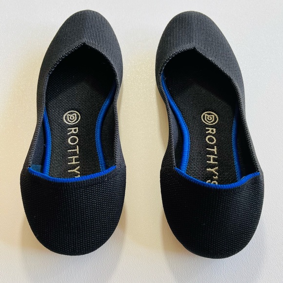 Rothy’s round toe flats - Picture 2 of 8